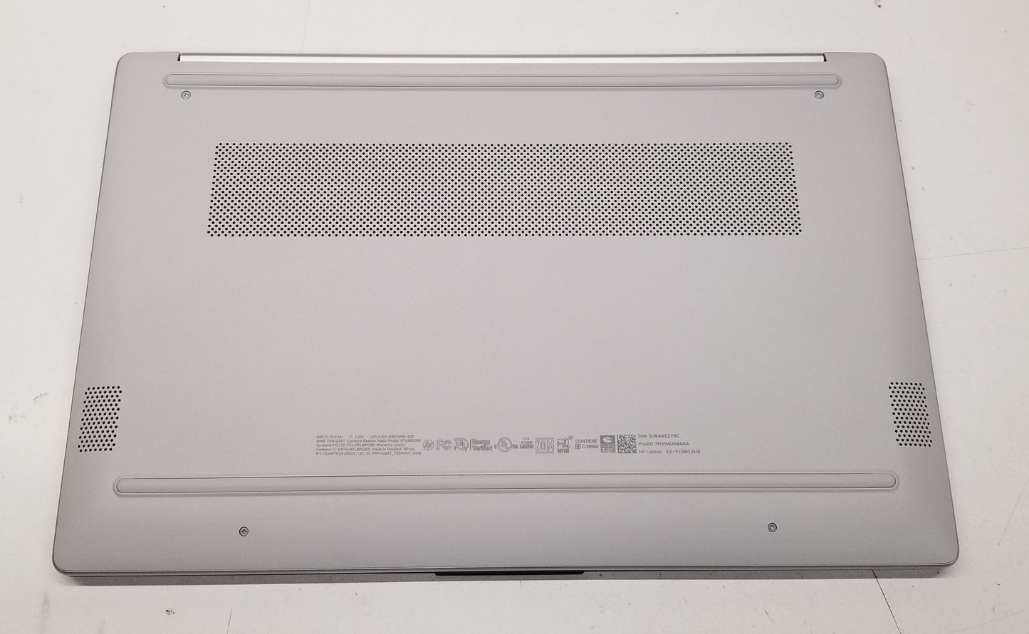 HP 15-FC0013OD R3-7320U,8GB RAM, 256GB SSD