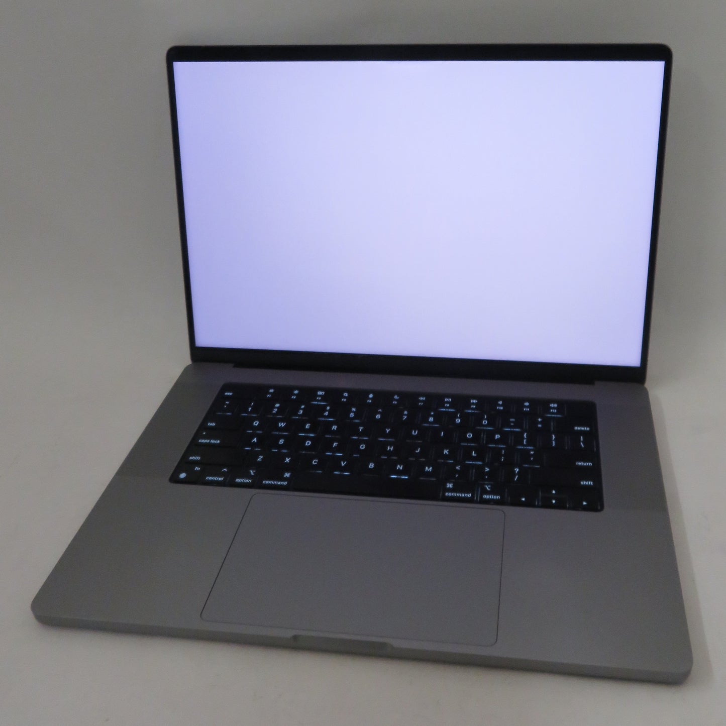 Apple Macbook Pro 2021 16in Retina XDR M1 Pro 16GB RAM 512GB macOS A2485