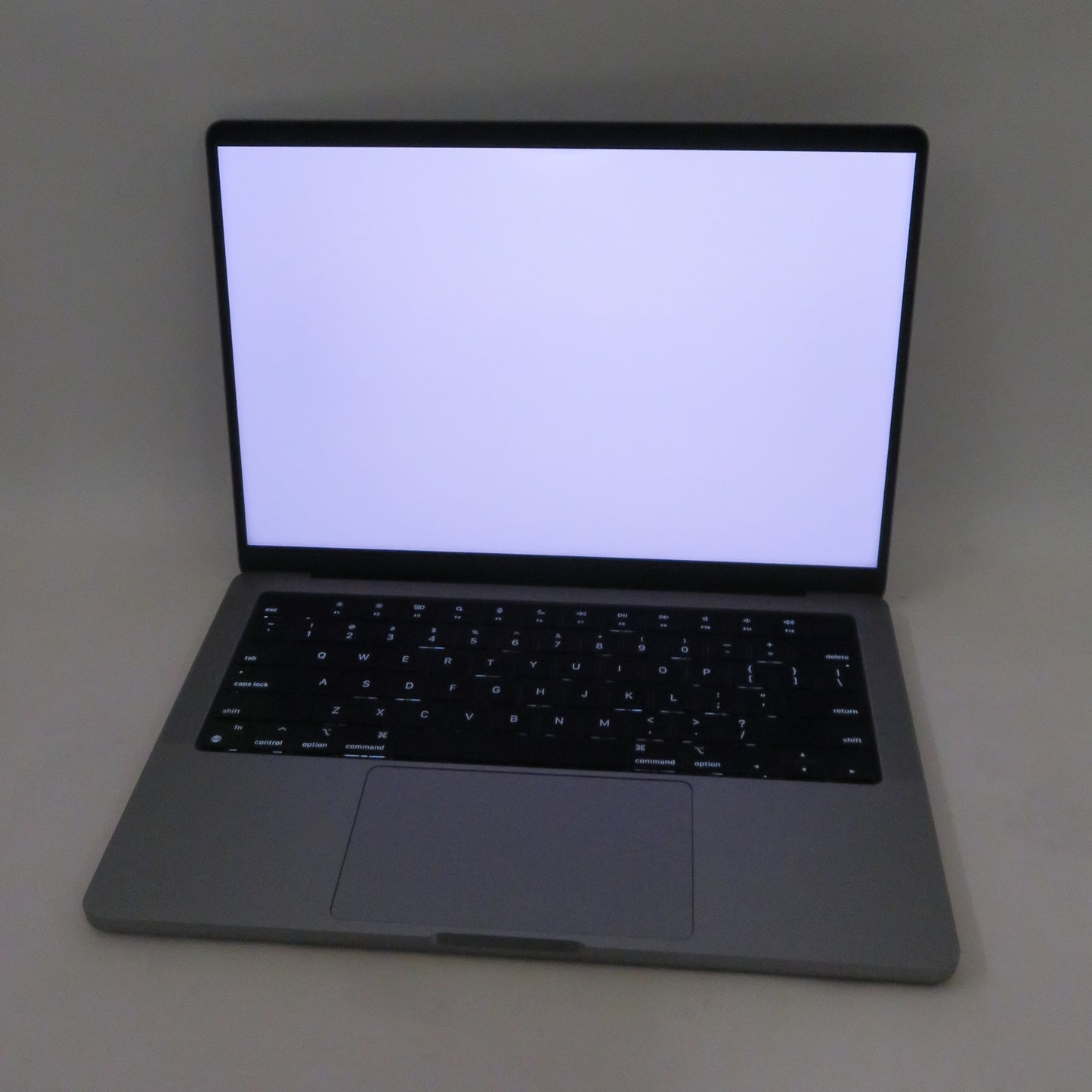 Apple Macbook Pro 2021 14in Retina XDR M1 Max 32GB RAM 1TB SSD macOS A2442