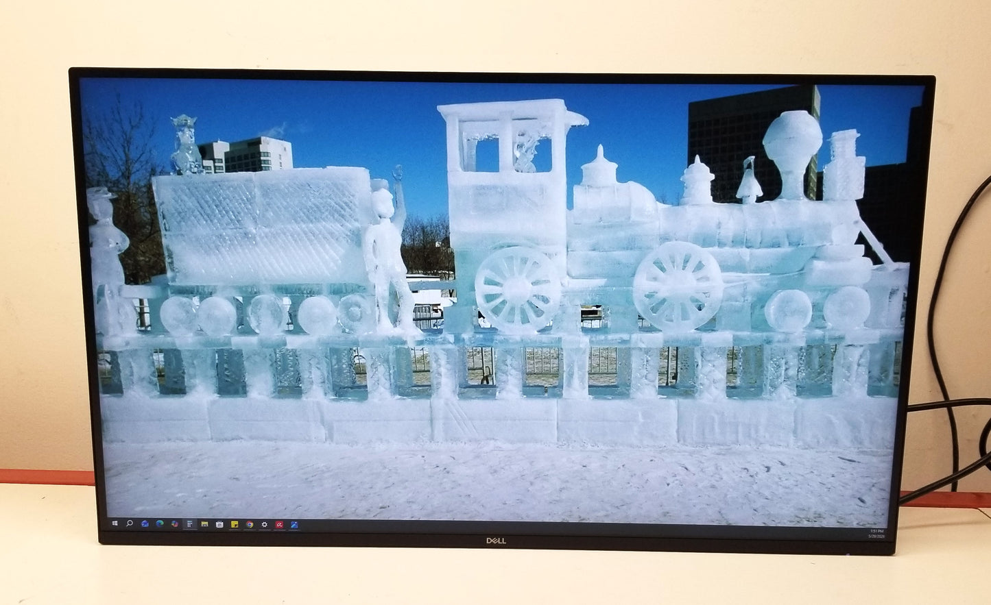 Dell S Series S2725DS 27 In  Display QHD Monitor