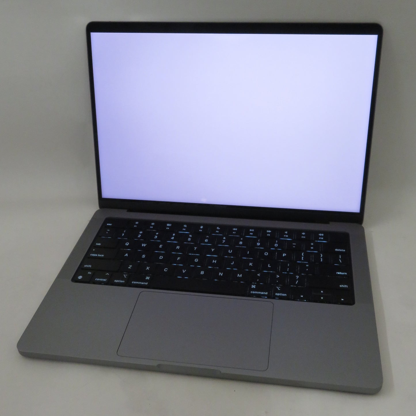 Apple Macbook Pro 2021 14in Retina XDR M1 Pro 16GB RAM 512GB SSD macOS A2442