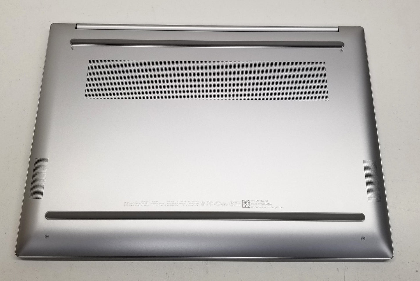 HP 16-AG0071OD R7-8840U, 16GB, 512GB