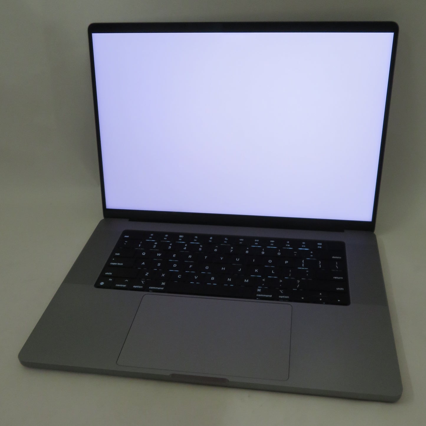 Apple Macbook Pro 2021 16in Retina XDR M1 Pro 16GB RAM 512GB macOS A2485