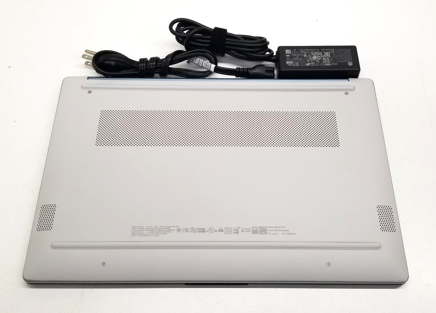 HP 15-FD0550NR 15.6 In i5-1334U,  8GB Memory, 256GB SSD