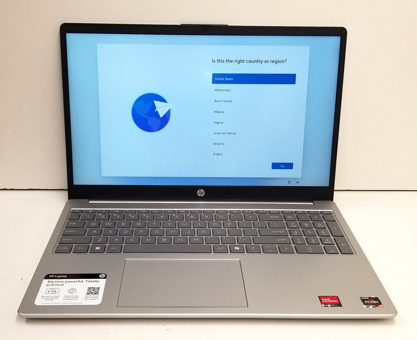 HP 15-FC0500NR 15.6 In R3-7320U,8GB Memory, 256GB Solid State Drive