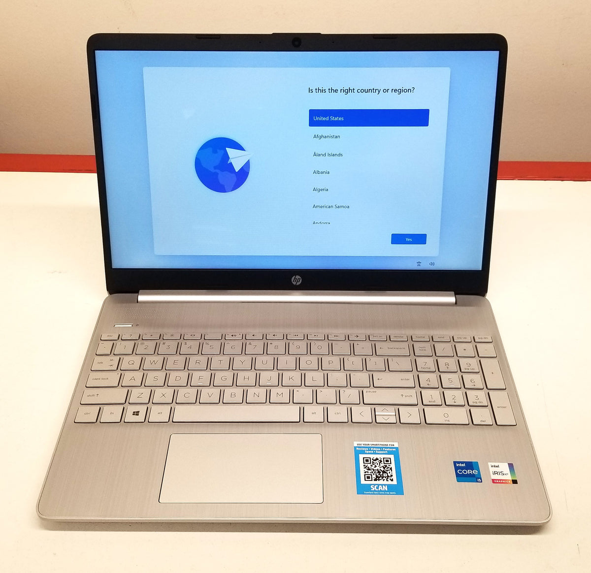 HP 15-dy2125od 15.6 In i5-1135G7 8GB Memory, 256GB SSD