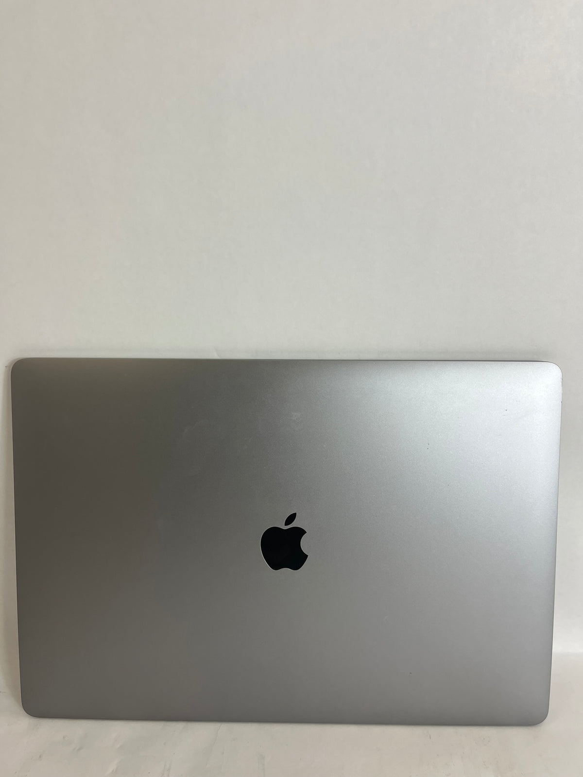 Apple MacBook Pro 16in  i7 9750H 2.6 GHz 16 GB 512GB macOS A2141
