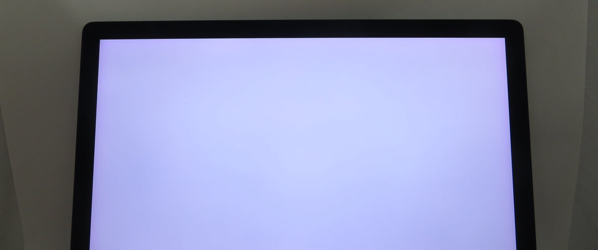 Apple iMac Pro 27in Xeon W-2140B 3.2GHz 64GB RAM 1TB macOS Radeon Pro Vega 64