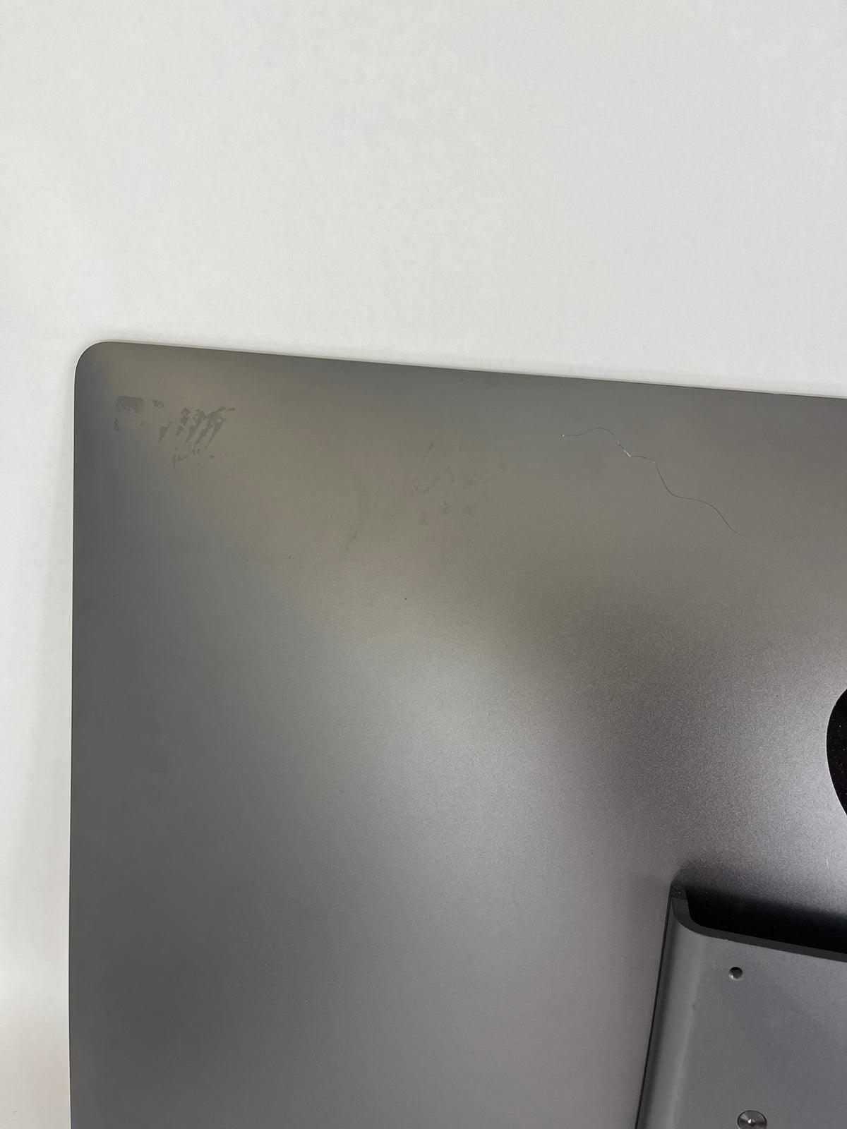 Apple iMac Pro 27in Xeon W-2150B 3.0GHz 64GB RAM 1TB macOS Radeon Pro Vega 64