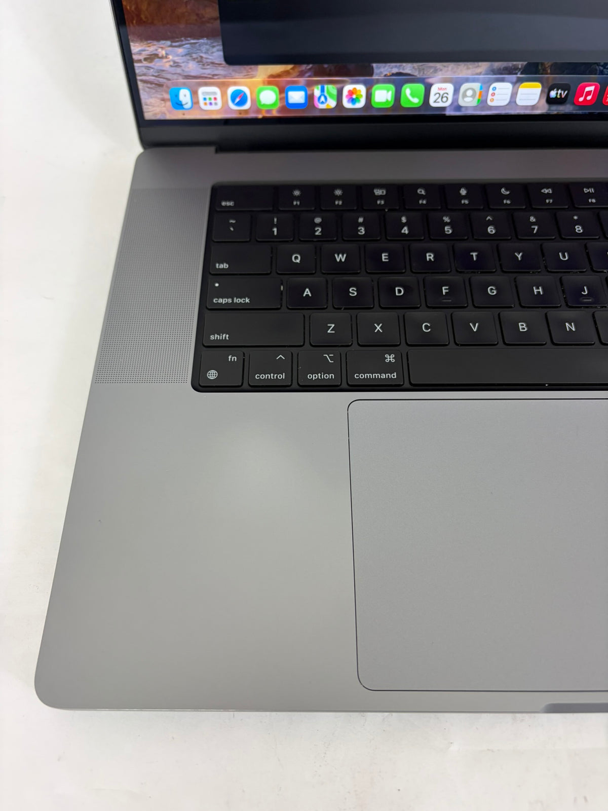 Apple Macbook Pro 2023 16in Retina M2 Pro 16GB RAM 512GB A2780