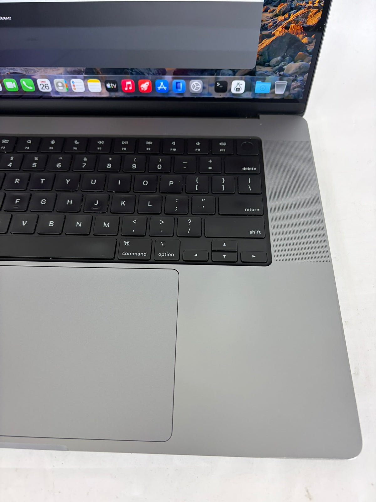 Apple Macbook Pro 2023 16in Retina M2 Pro 16GB RAM 512GB A2780