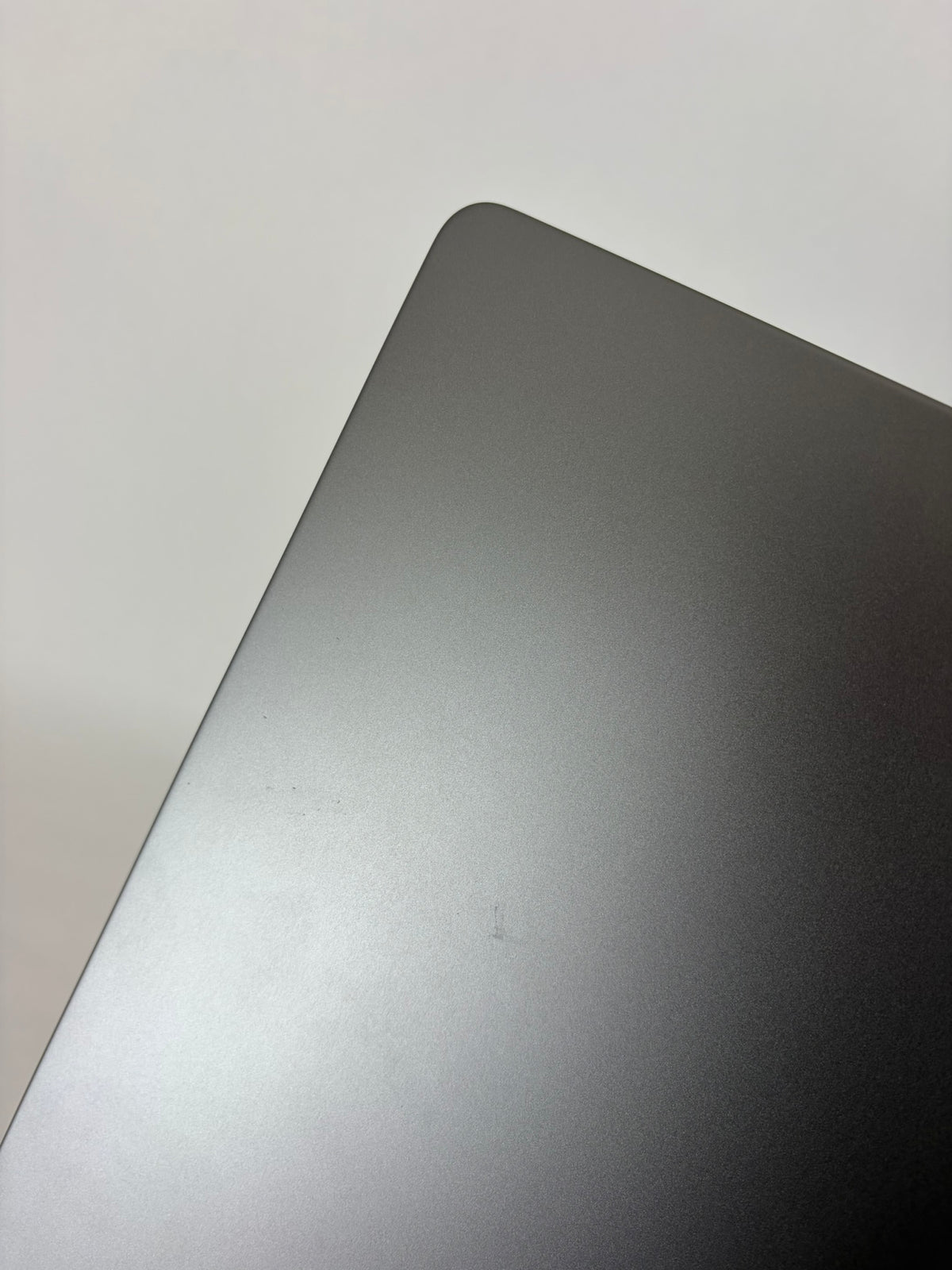 Apple Macbook Pro 2023 16in Retina M2 Pro 16GB RAM 512GB A2780
