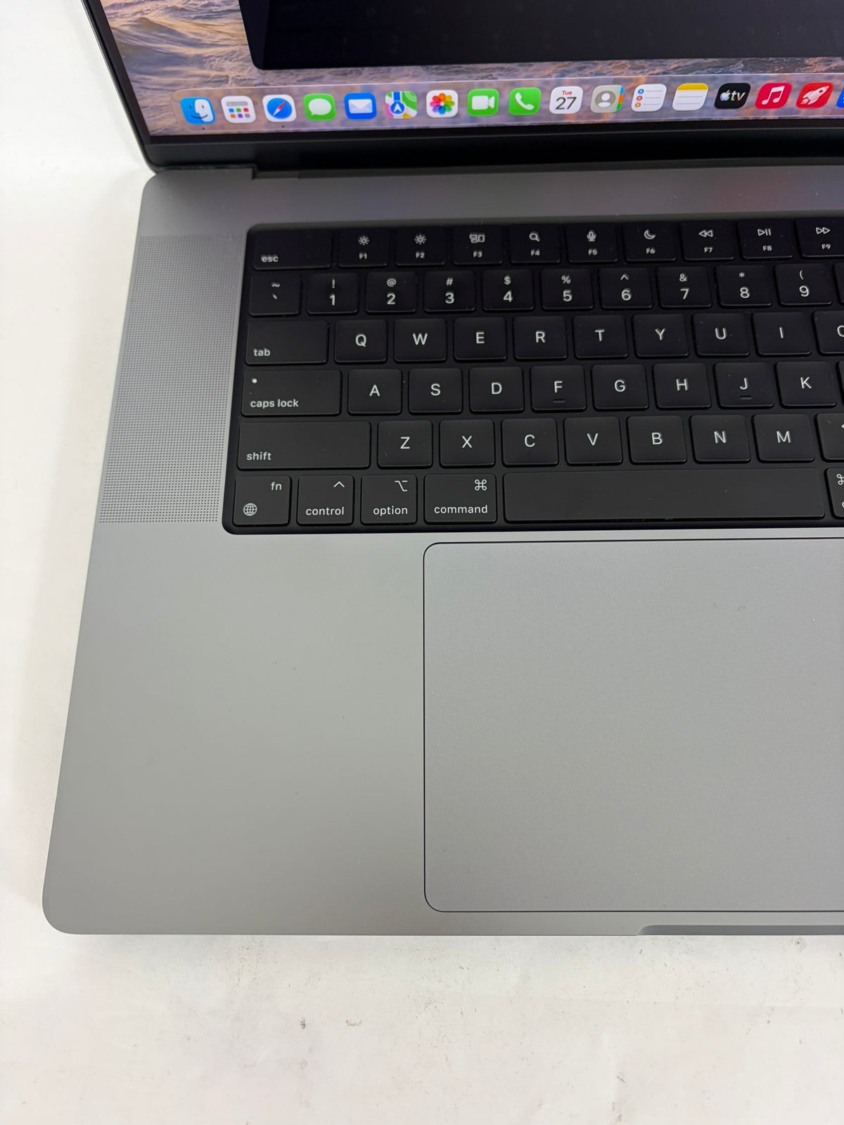 Apple Macbook Pro 2023 16in Retina M2 Pro 16GB RAM 512GB Tahoe A2780