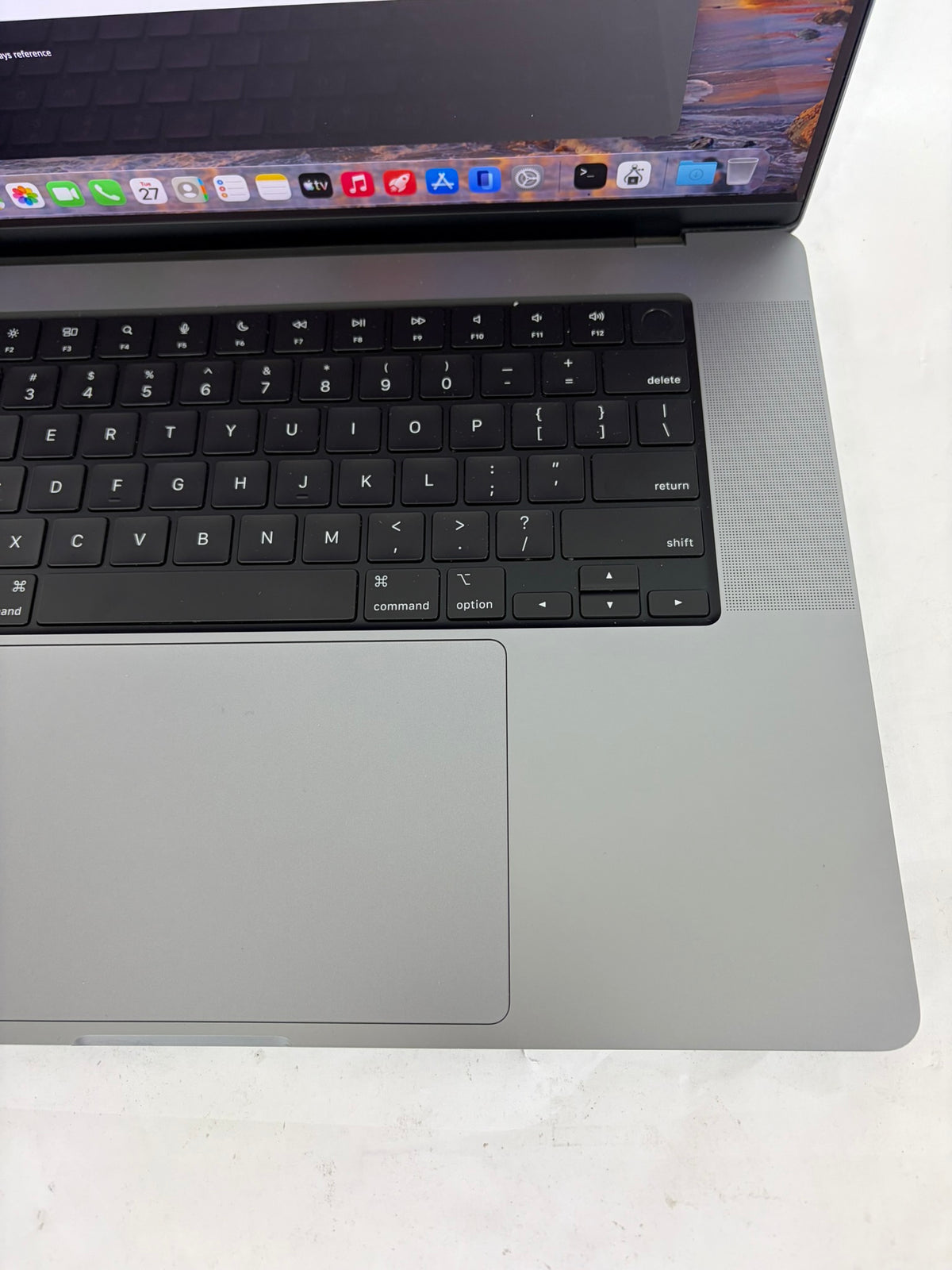 Apple Macbook Pro 2023 16in Retina M2 Pro 16GB RAM 512GB Tahoe A2780