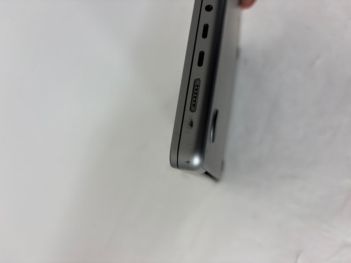 Apple Macbook Pro 2023 16in Retina M2 Pro 16GB RAM 512GB Tahoe A2780
