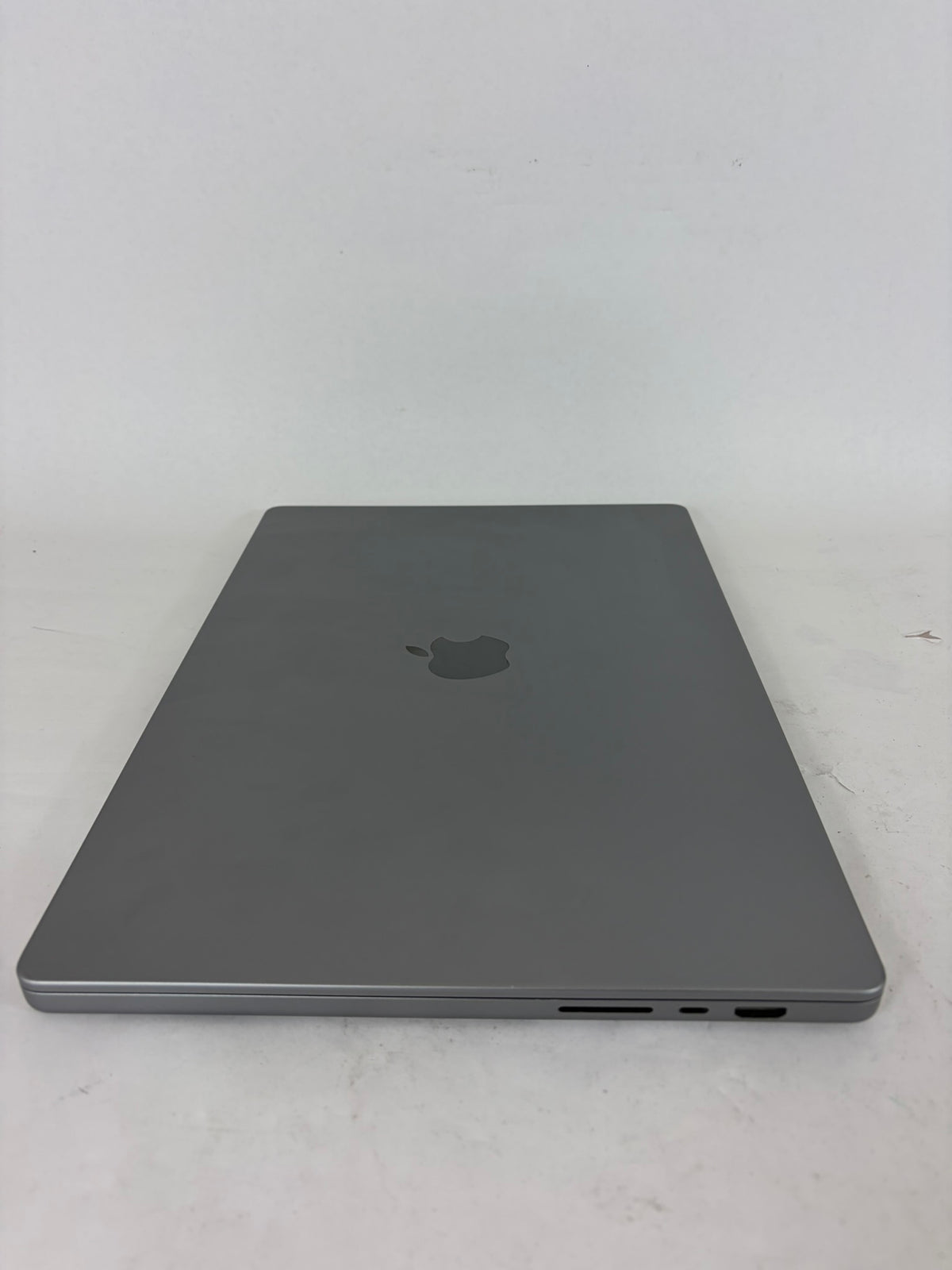 Apple Macbook Pro 2023 16in Retina M2 Pro 16GB RAM 512GB Tahoe A2780
