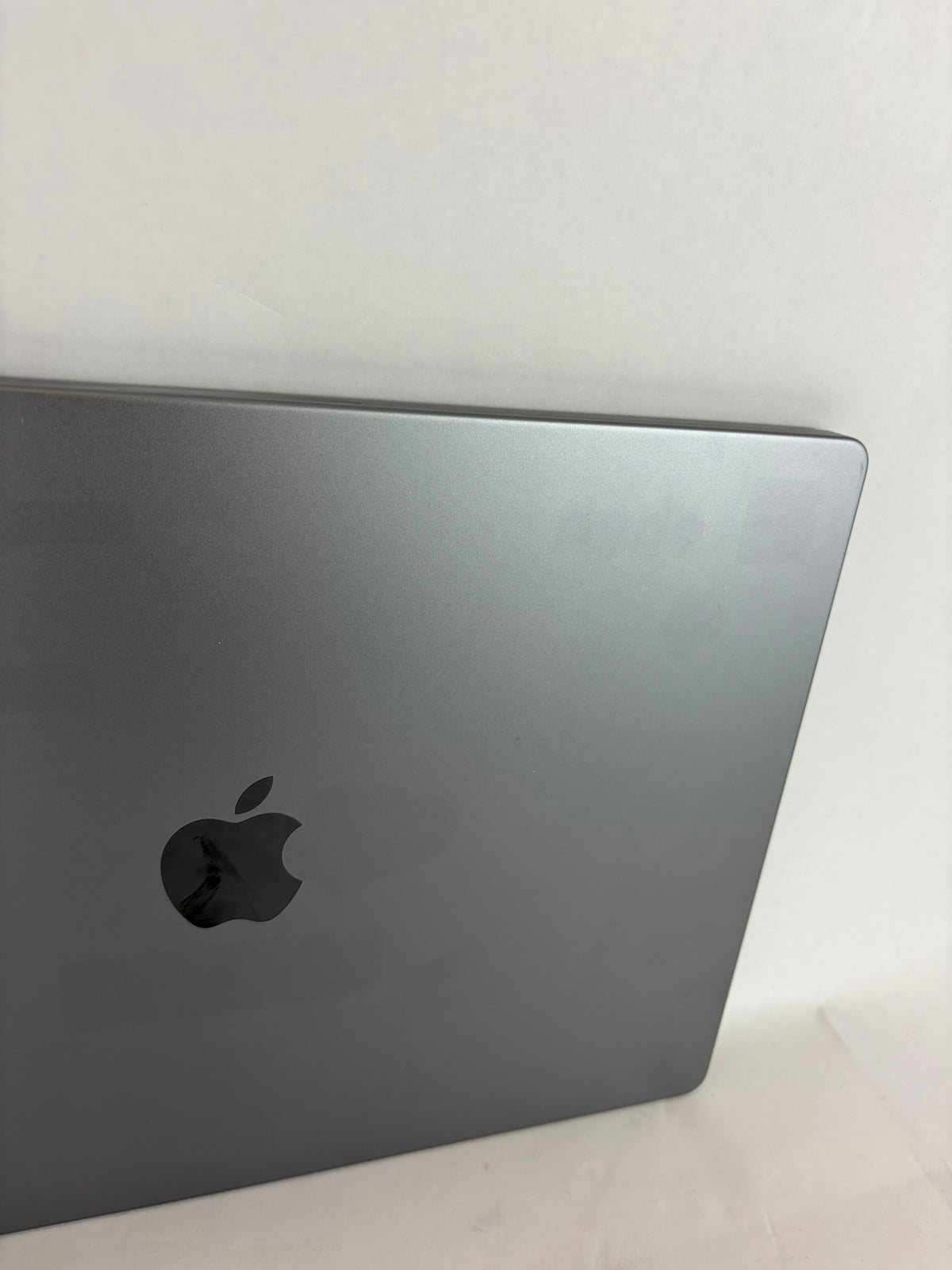 Apple Macbook Pro 2023 16in Retina M2 Pro 16GB RAM 512GB A2780