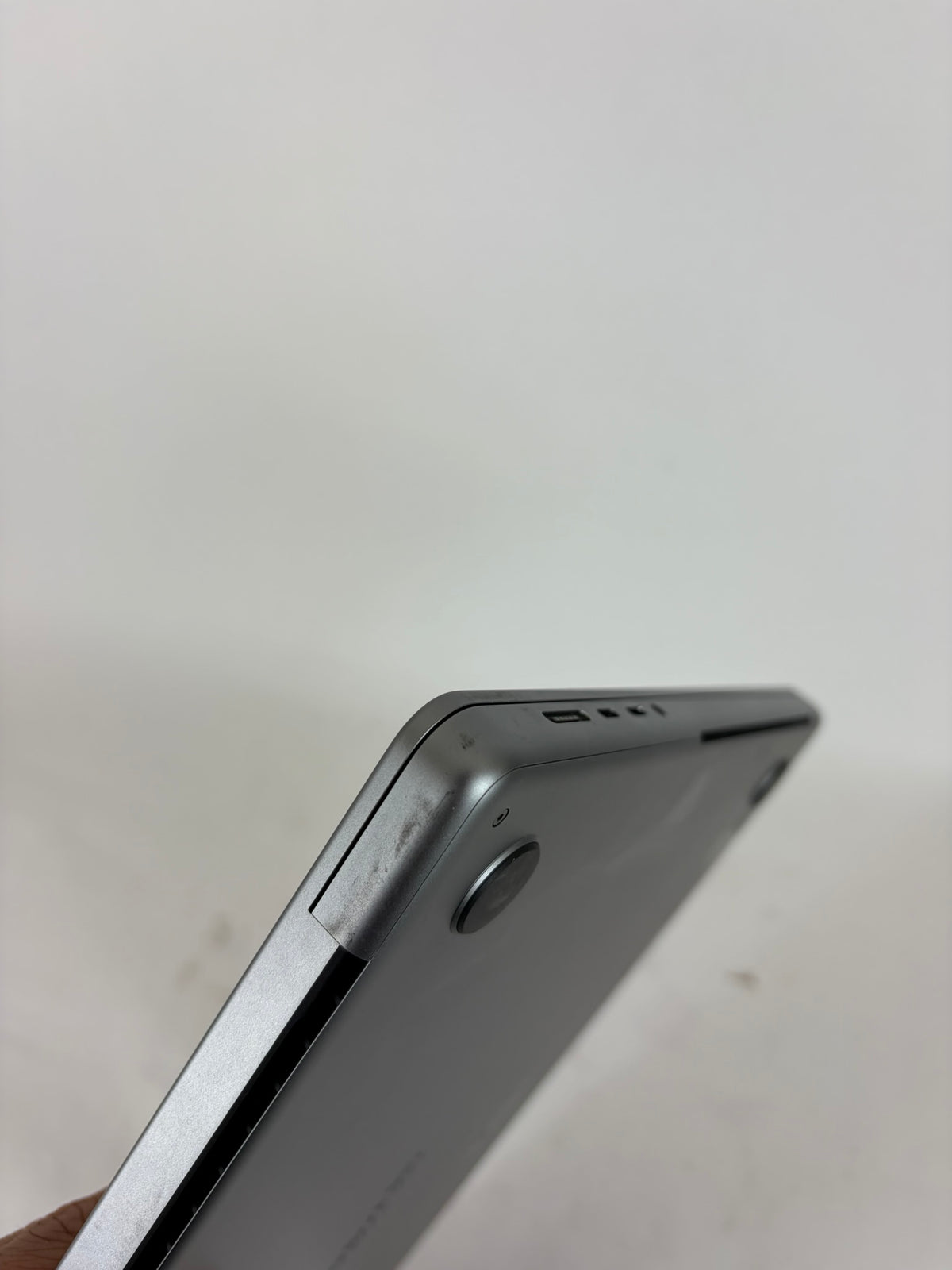 Apple Macbook Pro 2023 16in Retina M2 Pro 16GB RAM 512GB A2780