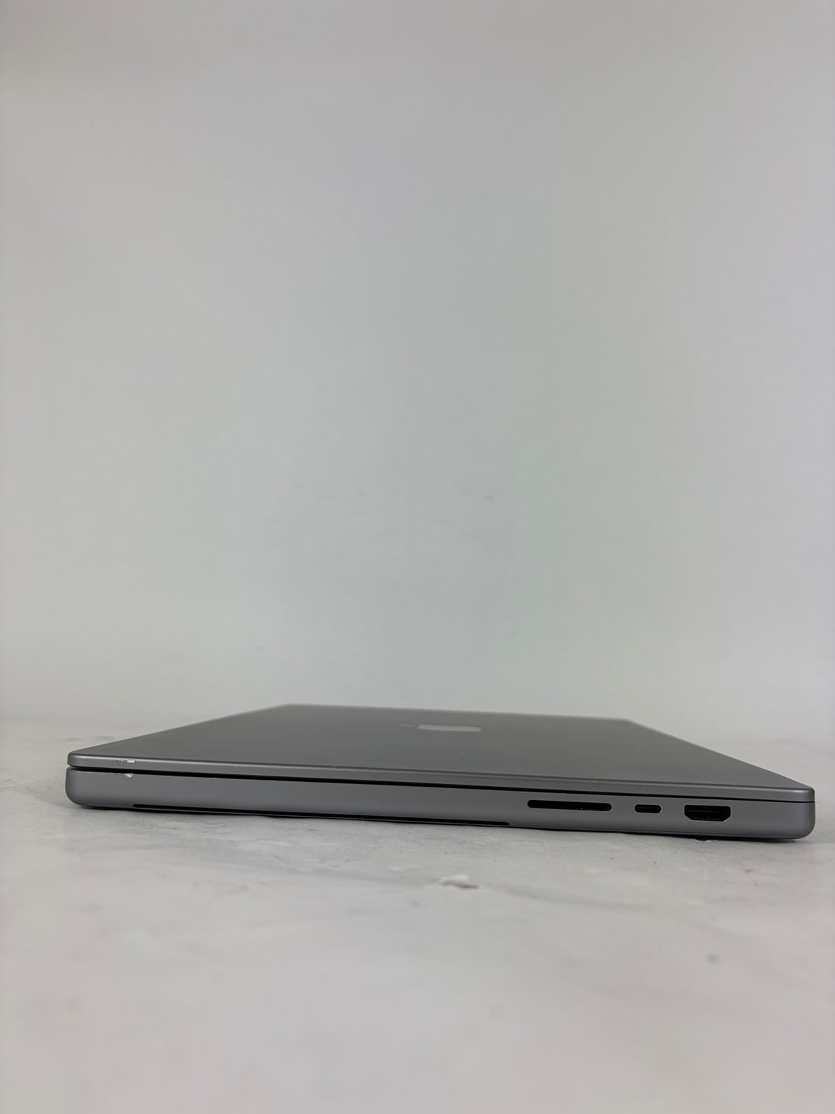 Apple Macbook Pro 2023 16in Retina M2 Pro 16GB RAM 512GB A2780