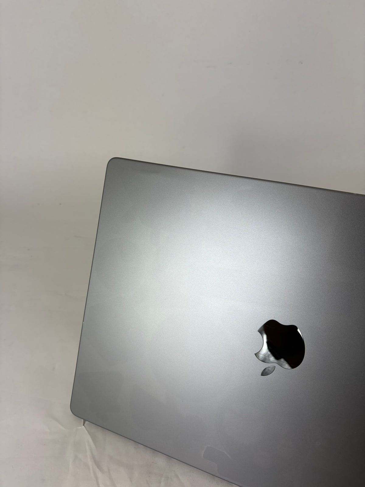 Apple Macbook Pro 2023 16in Retina M2 Pro 16GB RAM 512GB A2780