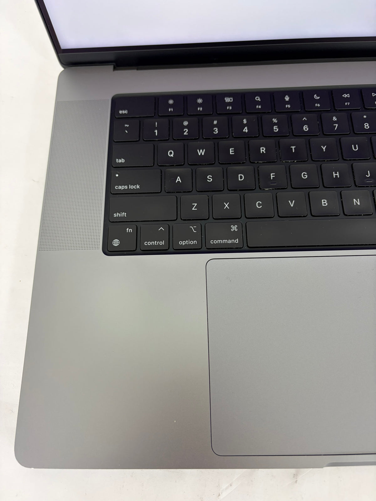 Apple Macbook Pro 2023 16in Retina M2 Pro 16GB RAM 512GB A2780