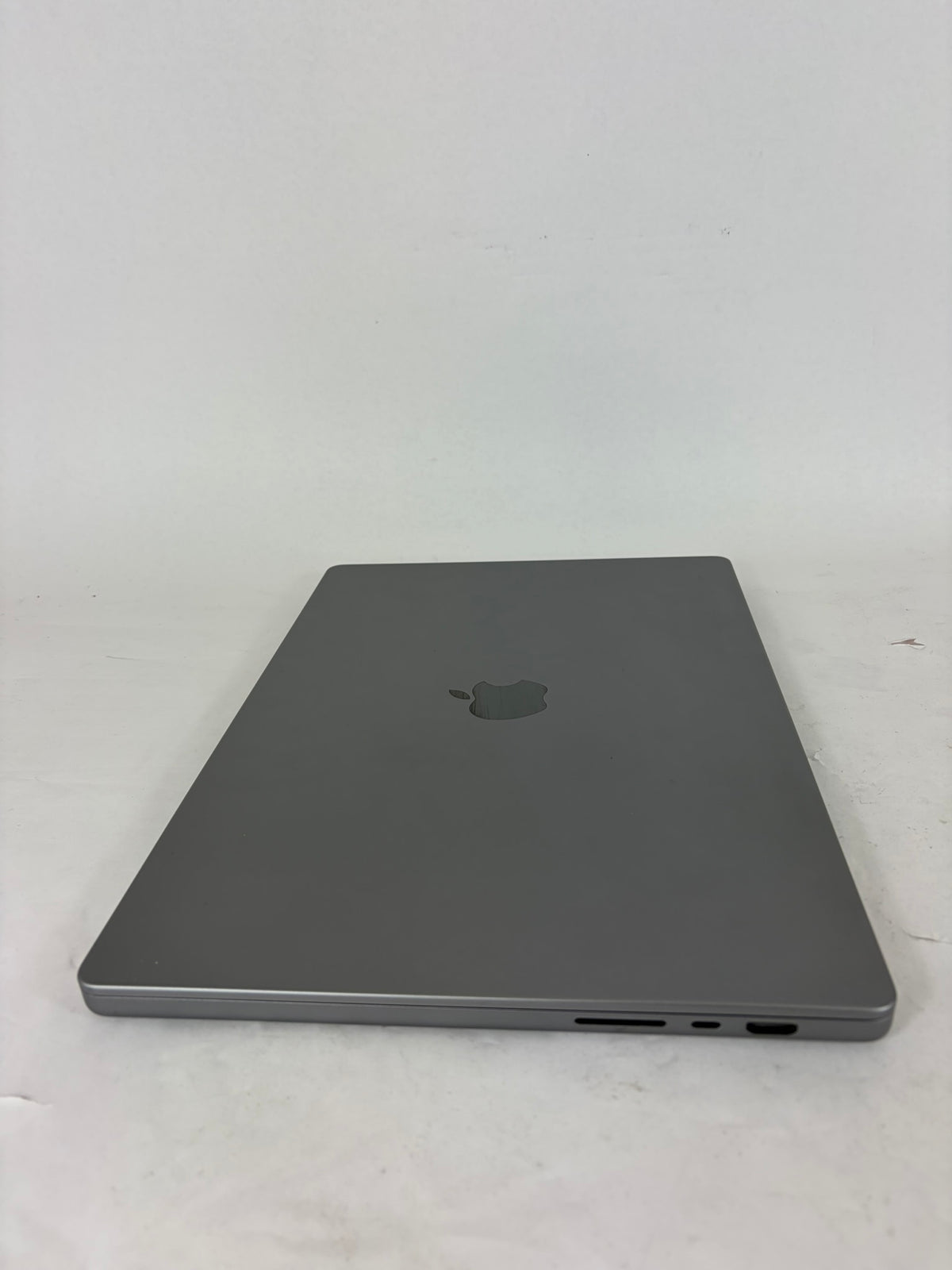 Apple Macbook Pro 2023 16in Retina M2 Pro 16GB RAM 512GB A2780
