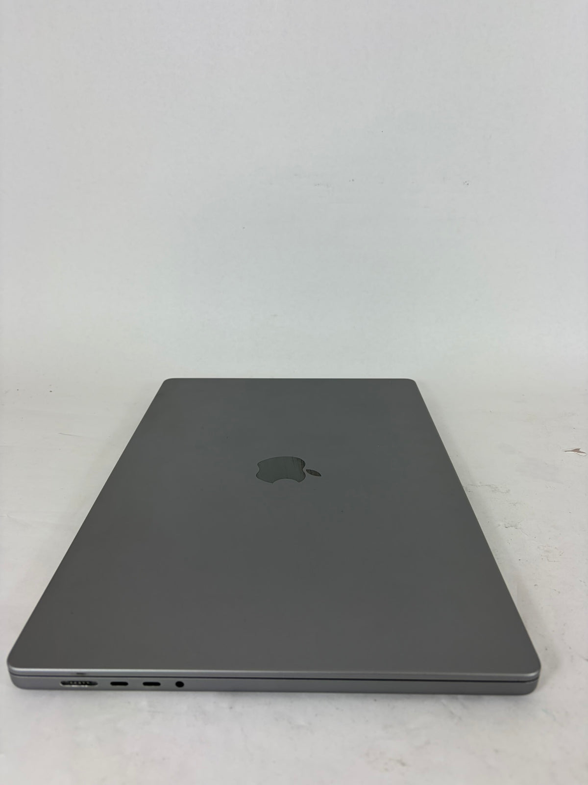 Apple Macbook Pro 2023 16in Retina M2 Pro 16GB RAM 512GB A2780