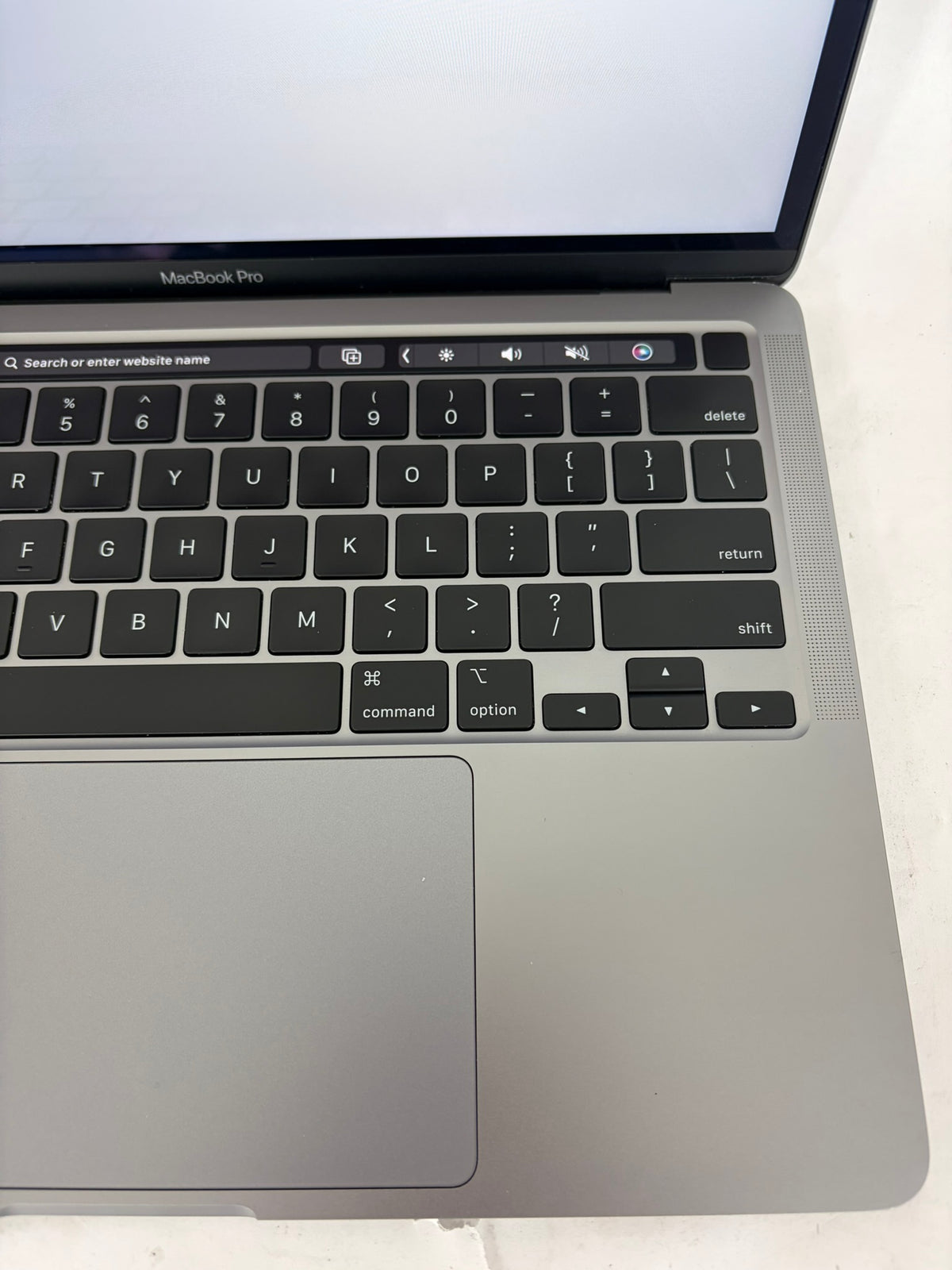 Apple Macbook Pro 2020 13in Retina M1 16GB RAM 512GB macOS A2338