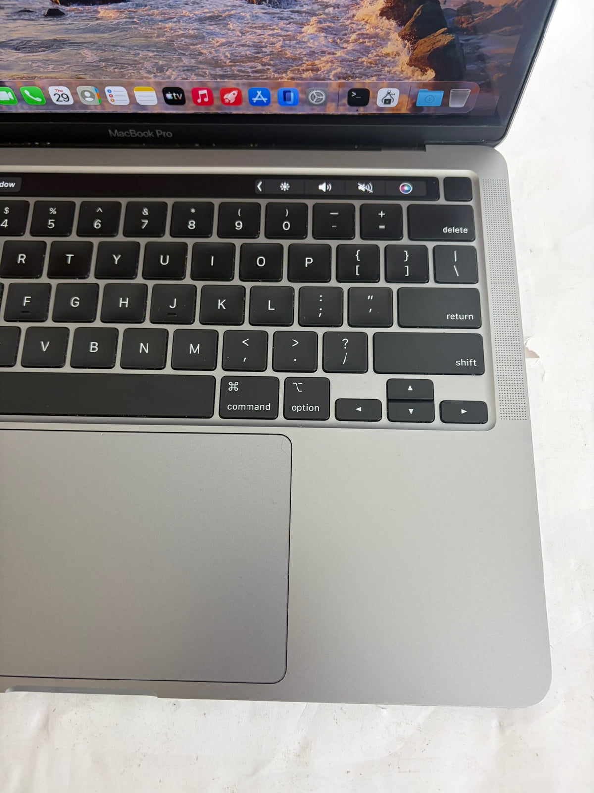 Apple Macbook Pro 2020 13in Retina M1 16GB RAM 512GB macOS A2338