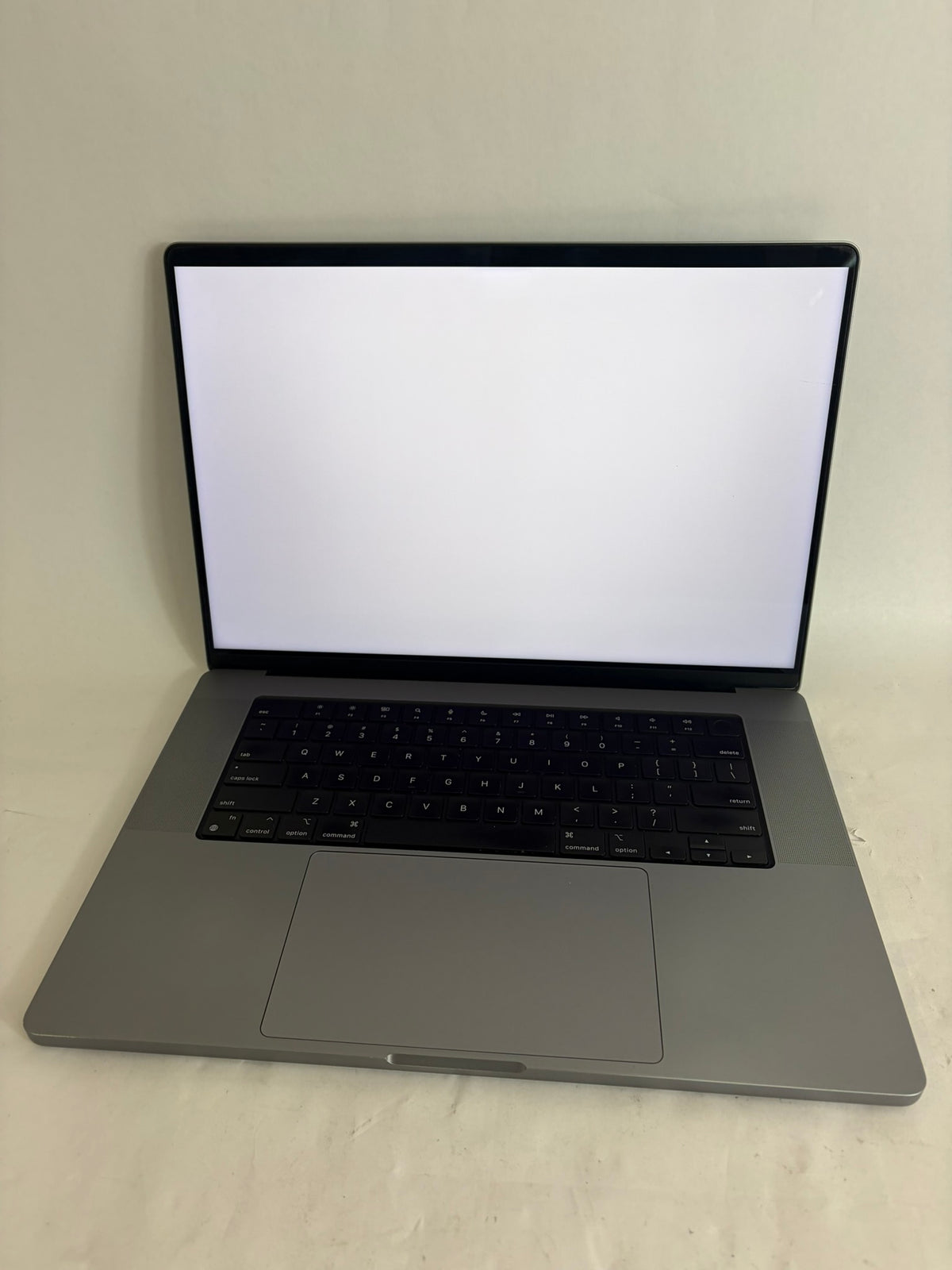 Apple Macbook Pro 2021 16in Retina XDR M1 Pro 16GB RAM 512GB macOS A2485