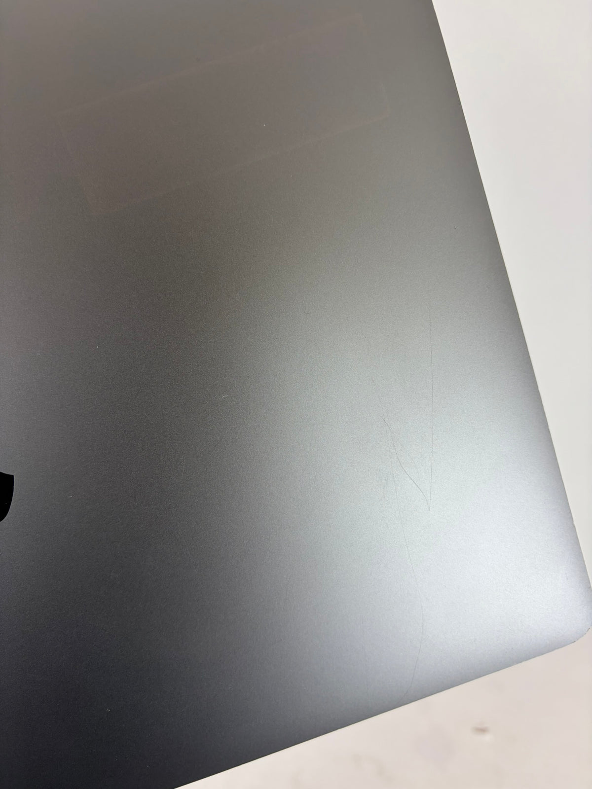 Apple Macbook Pro 2022 13in Retina M2 24GB RAM 512GB macOS A2338