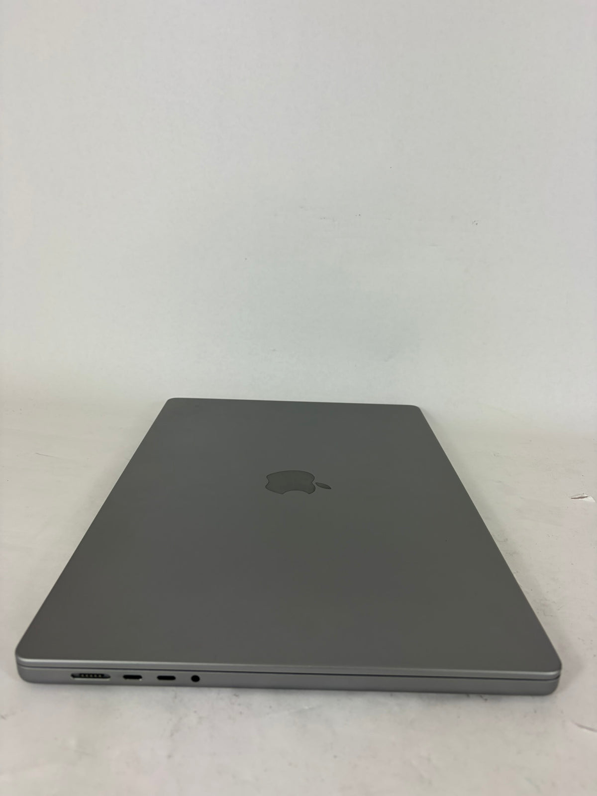 Apple Macbook Pro 2021 16in Retina XDR M1 Pro 16GB RAM 512GB macOS A2485
